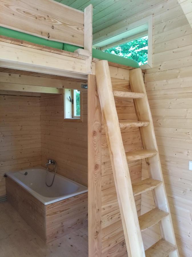 Celorocni Glamping V Pohodlnem Domecku Villa Vyprachtice Exterior photo